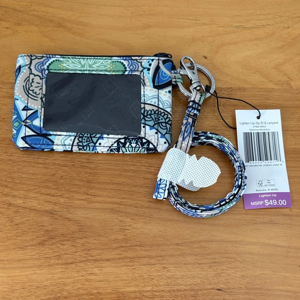 Vera Bradley Sketched Medallion Zip ID and Lanyard NWT - Picture 1 of 6